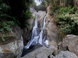 ta-suspension-bridge-waterfall